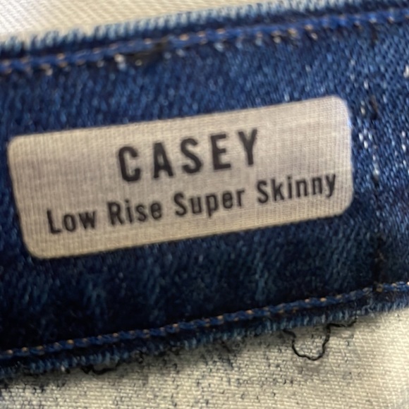 TRUE RELIGION Casey Low Rise Super Skinny Jeans - Picture 7 of 8